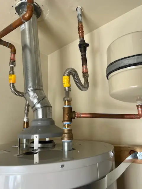 Water heater installation and plumbing repair in Lake Holiday